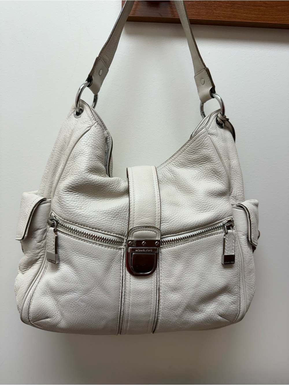 Michael Kors Layton Pebbled Leather Shoulder Bag Hobo Cream Large Designer Boho